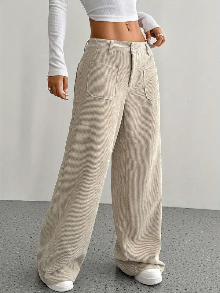 Drune | Weite Cordhose für Damen aus Baumwollmischung
