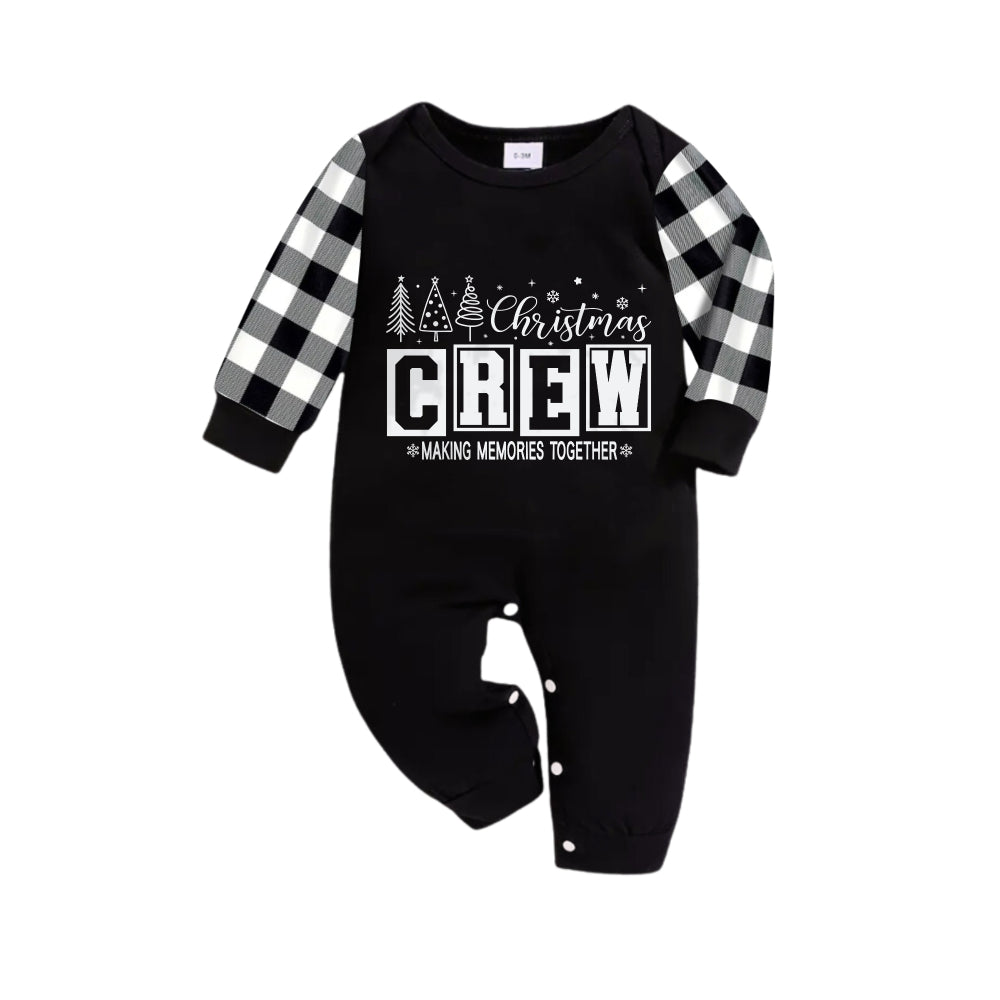 Drune | Schwarz-Weiße Karierte Weihnachts-Pyjama-Set Mit Weihnachtsbaum und "Gemeinsam Erinnerungen Schaffen" Textdruck