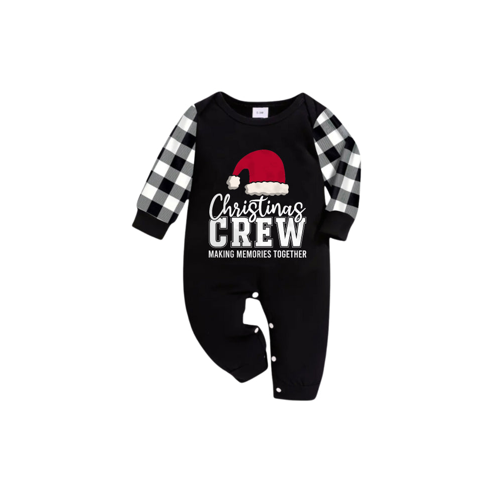 Drune | Schwarz-weißes karriertes Kurzarm-Weihnachtsfamilien-Pyjama-Set mit Weihnachtsmannmütze und Textdruck