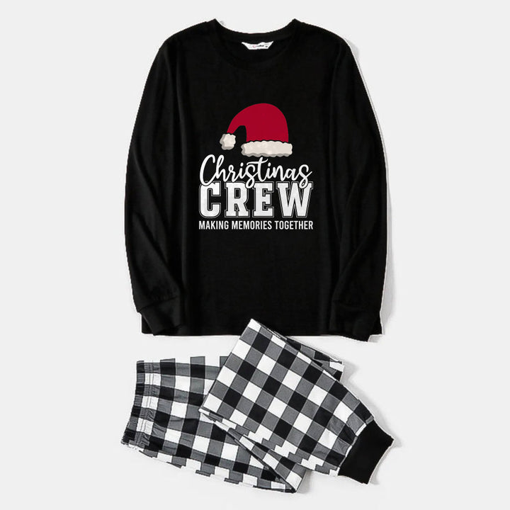Drune | Schwarz-weiß kariertes Weihnachts-Pyjama-Set mit Weihnachtsmann-Hut und "Christmas Crew Making Memories Together"-Druck