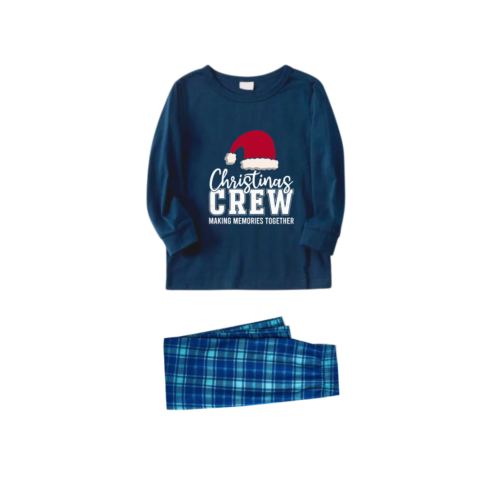 Drune | Weihnachtsfamilien-Pyjama-Set in Marine und Himmelblau Überprüfung mit "Christmas Crew Making Memories Together" und Weihnachtsmannhut-Muster Druck