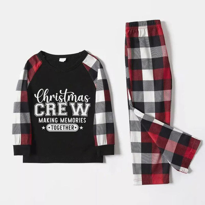 Drune | Weihnachts Familien passende Schlafanzüge - Rote und graue Karomuster Pjs Set mit Weihnachts Slogan Druck