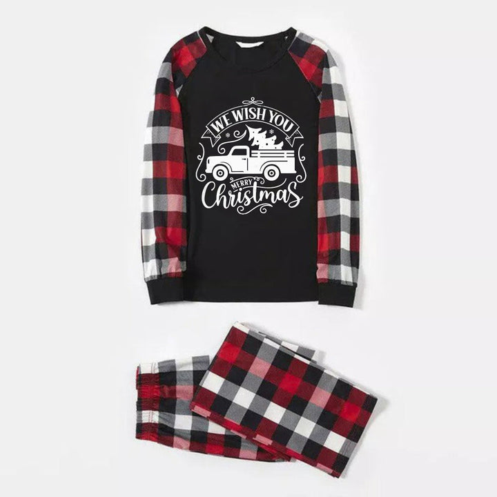 Drune | Weihnachtsfamilien-Matching-Pyjamas - Rote und graue karierte Pyjamas mit dem künstlerischen Schriftzug "We Wish You A Merry Christmas"