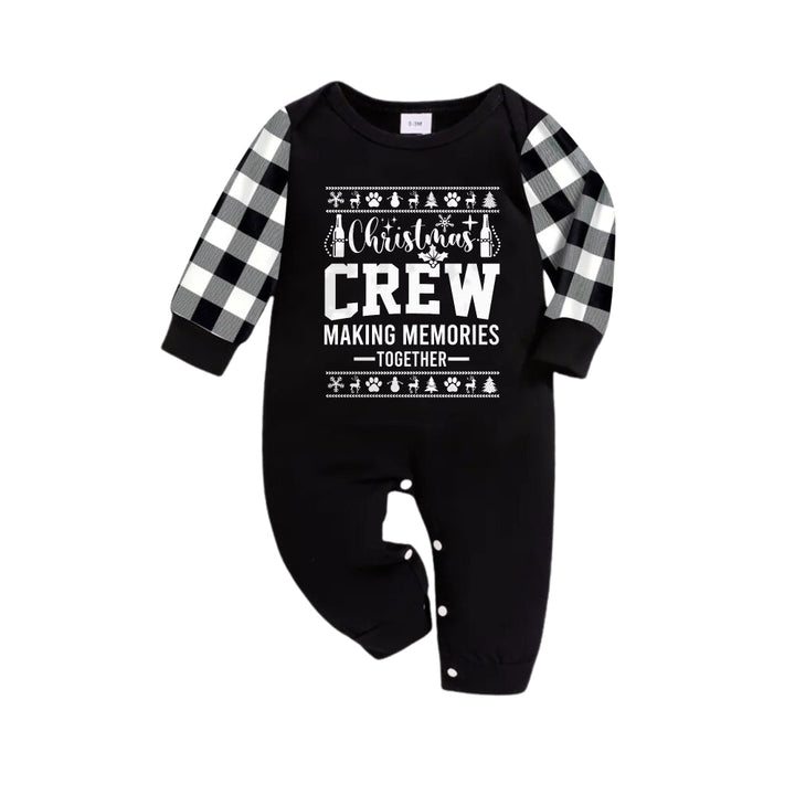 Drune | Schwarz-Weiße Karierte Weihnachts-Pyjama-Set mit Weihnachtsmuster und "Christmas Crew Making Memories Together" Schwarz-Weiß Druck