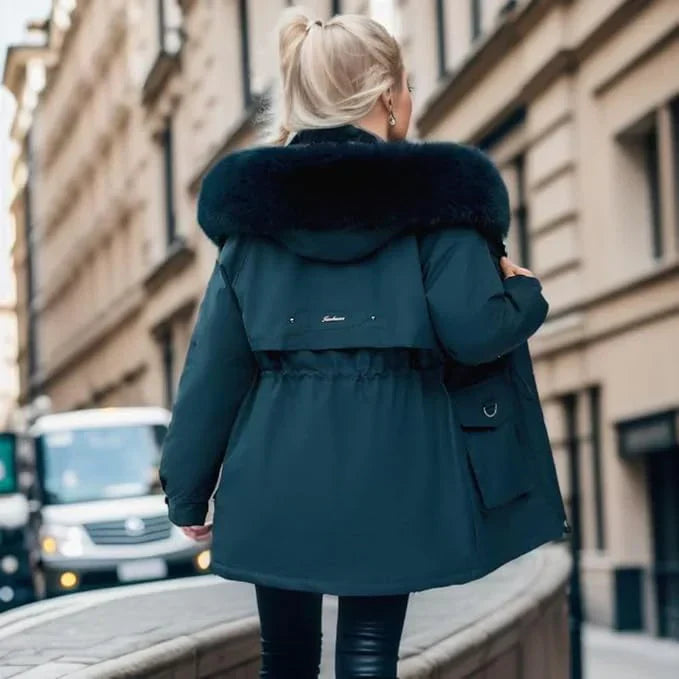 Drune | atmungsaktive Damen-Winterjacke