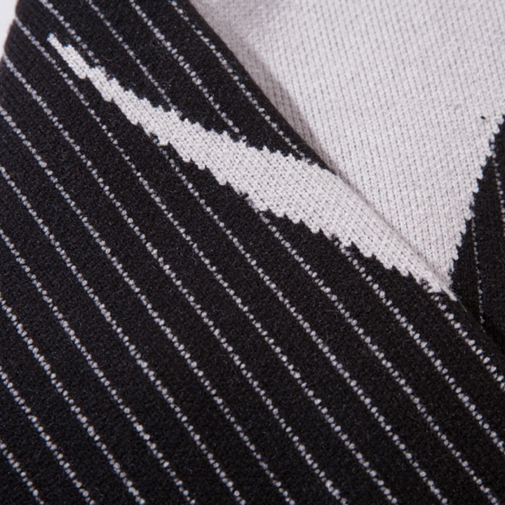 Drune | Bequeme Herrenstrickjacke
