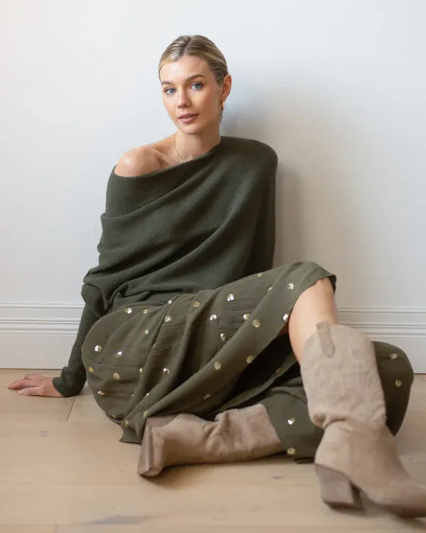 Drune | Asymmetrischer Damenpullover mit eleganter Drapierung
