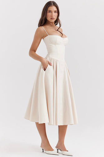 Drune | Taillenformendes Sommerkleid