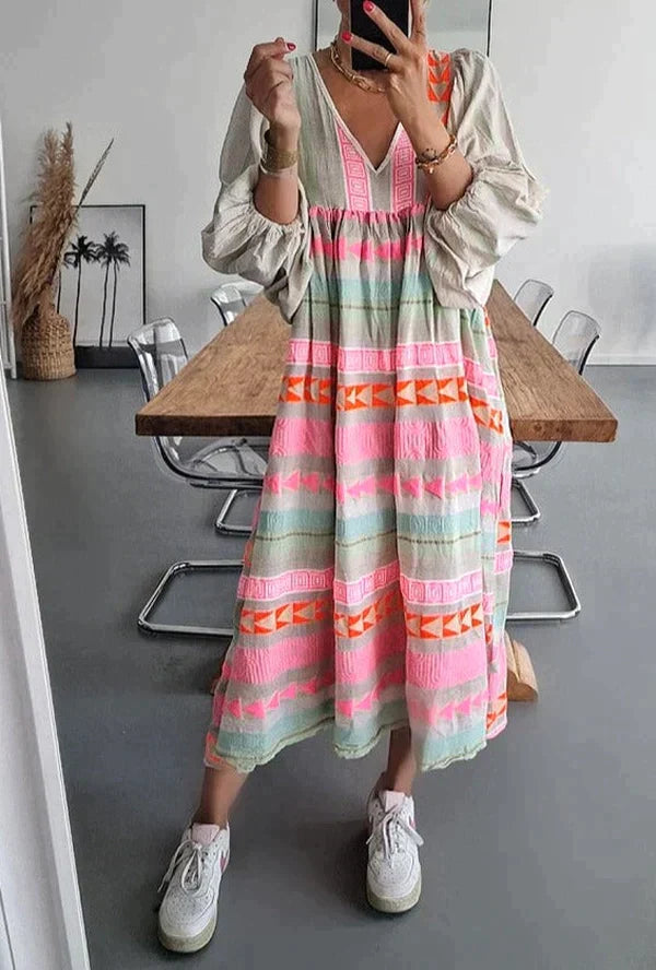 Drune | Maxi-Kleid mit Langen Ärmeln und V-Ausschnitt