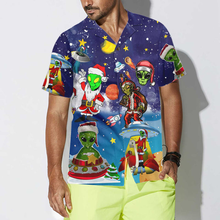 Drune | Aliens Im Santa Kostüm Hawaiian Shirt, Lustiges Weihnachtshemd Für Männer
