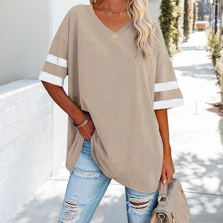 Drune | Kontrastfarbenes, lockeres Damen-T-Shirt mit V-Ausschnitt