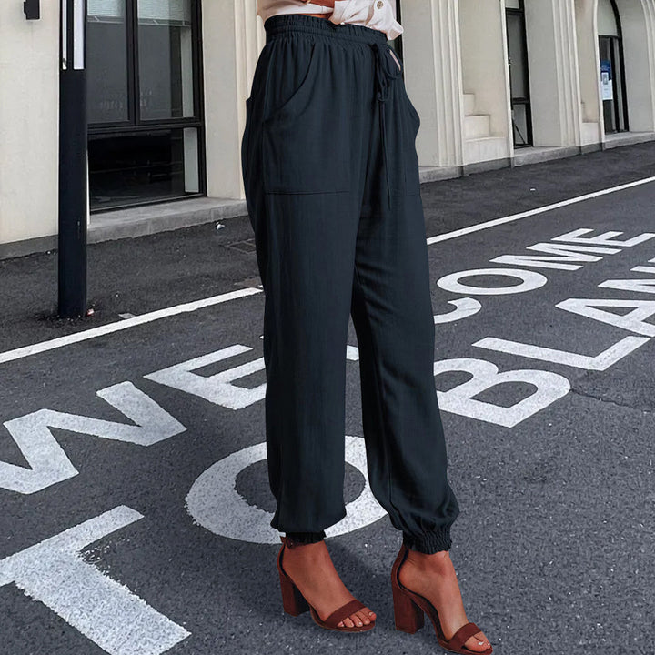 Drune | elegante Damenhose mit Spitzenbein
