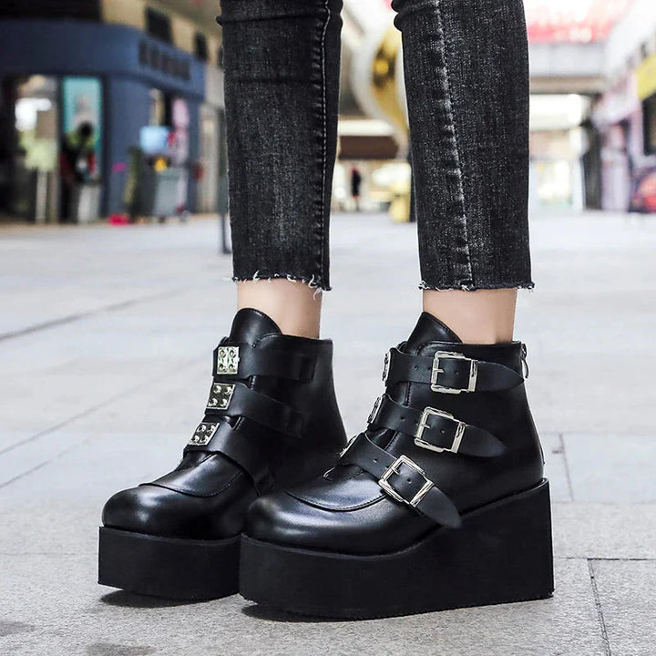 Drune | Knöchelstiefel für Damen Street Mode Lässig Wedge Plattform Schuhe Größe 43 Super Hoher Absatz Riemenschnalle Designer Stiefel Weiblich