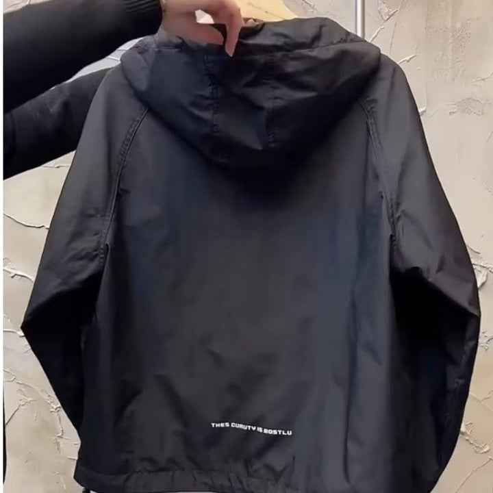 Drune | Leichtgewicht Windjacke mit Halbem Reißverschluss und Tasche