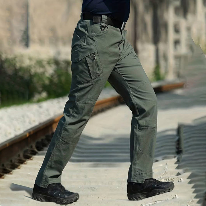 Drune | Tactical Cargo Hose - Robuste Outdoorhose mit Reißverschlusstaschen & Stretch für Arbeit, Wandern & Abenteuer