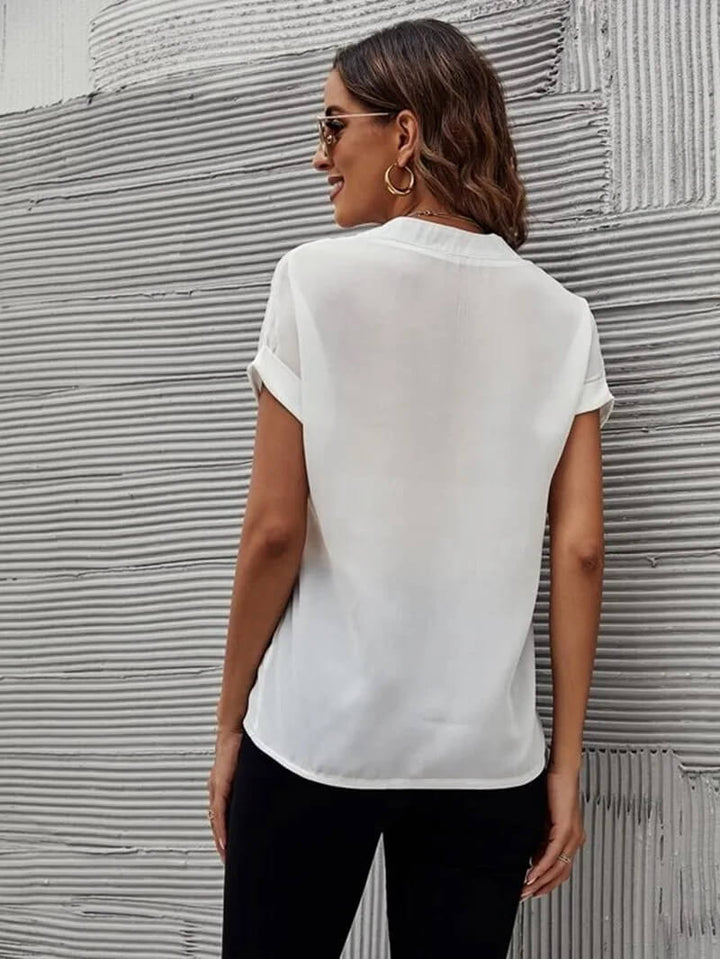 Drune | Lässige Bluse Mit V-Ausschnitt Und Kurzen Ärmeln