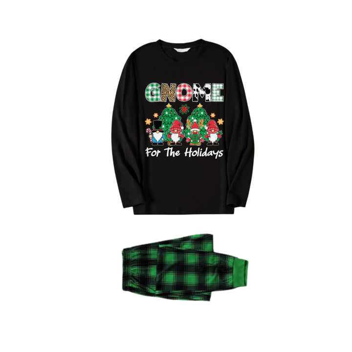 Drune | Weihnachtsfamilienpassende Pyjamas - Schwarzes Oberteil und grüne Karohosen-Pyjama-Set mit "Gnome For The Holidays" Druck