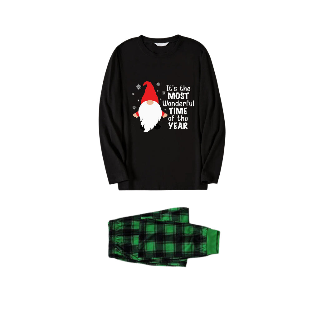 Drune | Weihnachtsfamilien-Pyjamas passend - Schwarzes Oberteil und grüne karierte Hose PJ-Set mit niedlichem Wichtel- und Weihnachts-Slogan-Print
