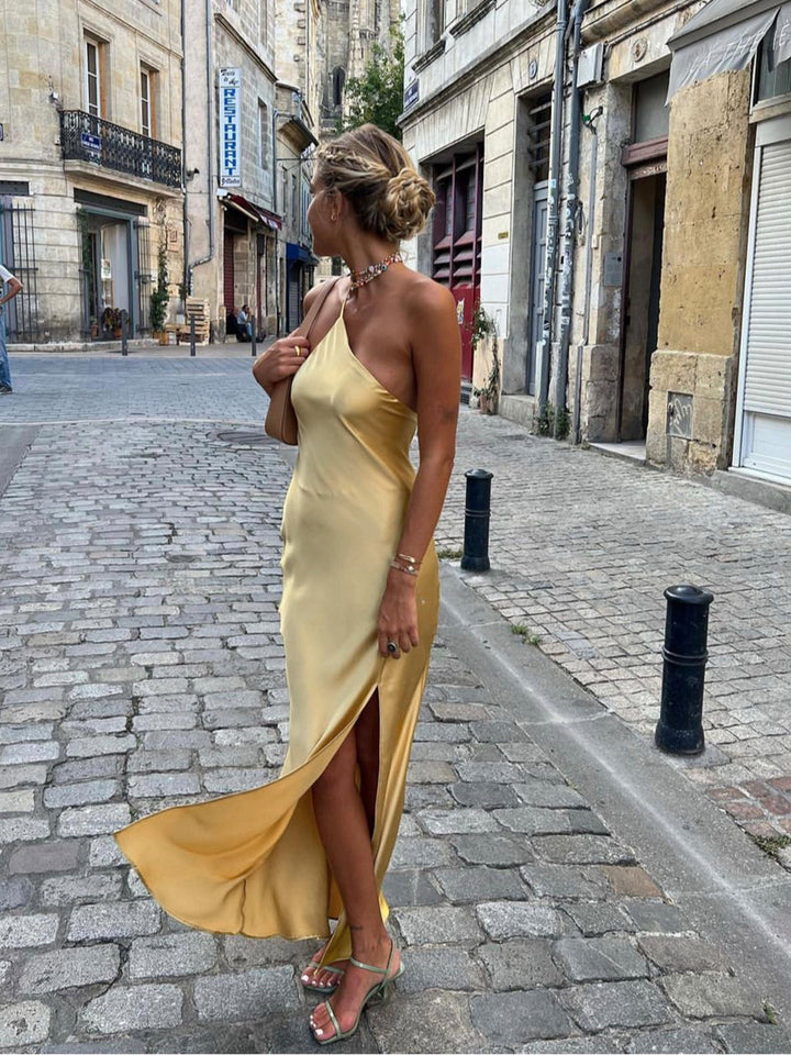 Drune | Satin Maxi Kleid mit Offenem Rücken