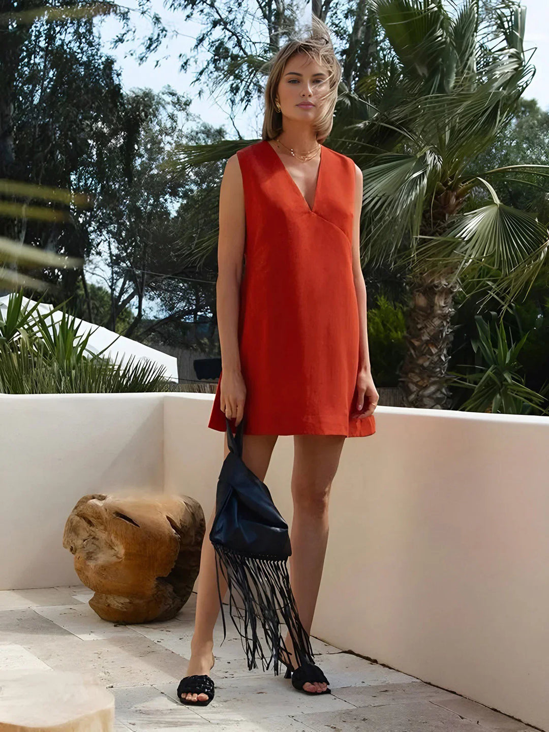 Drune | Lässiges Baumwoll und Leinen-V-Ausschnitt-Kurzkleid