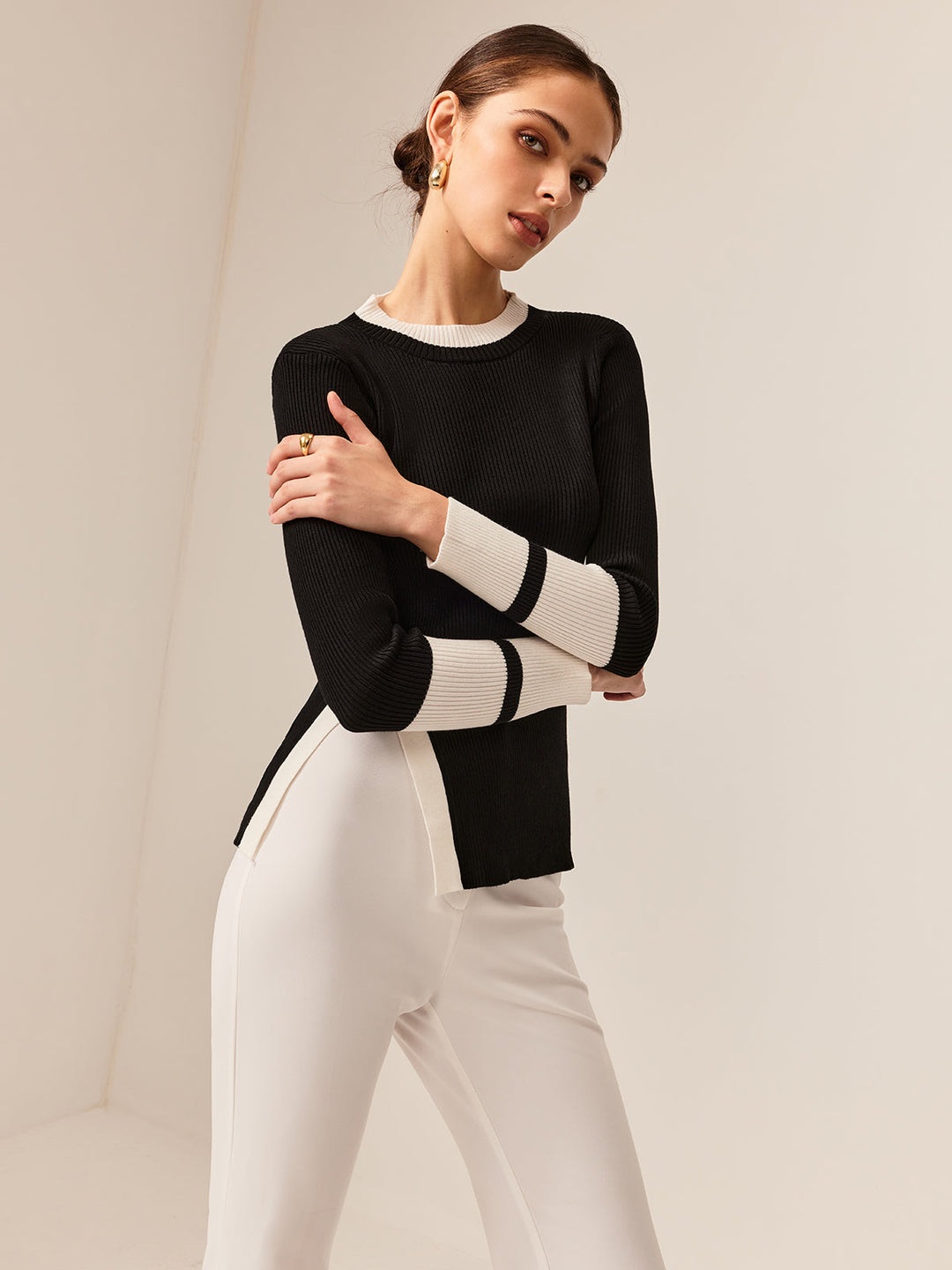 Drune | Rippstrickbluse Kontrastelemente Modern und Elegant