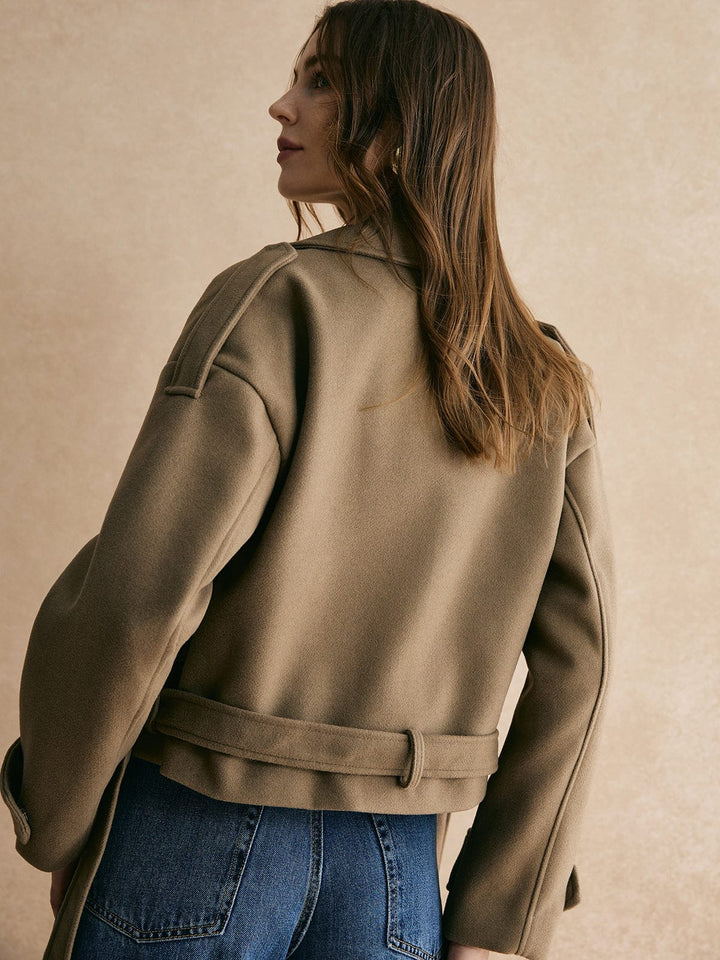 Drune | Kurz Geschnittener Wollblazer in Khaki Stilvolle Eleganz für Jeden Anlass