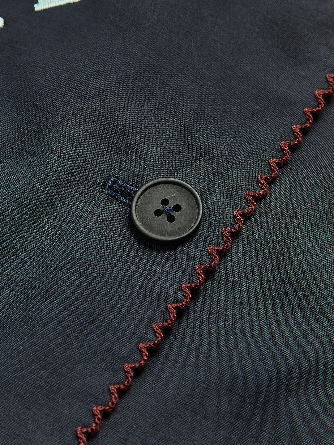 Drune | Bestickte Reversjacke