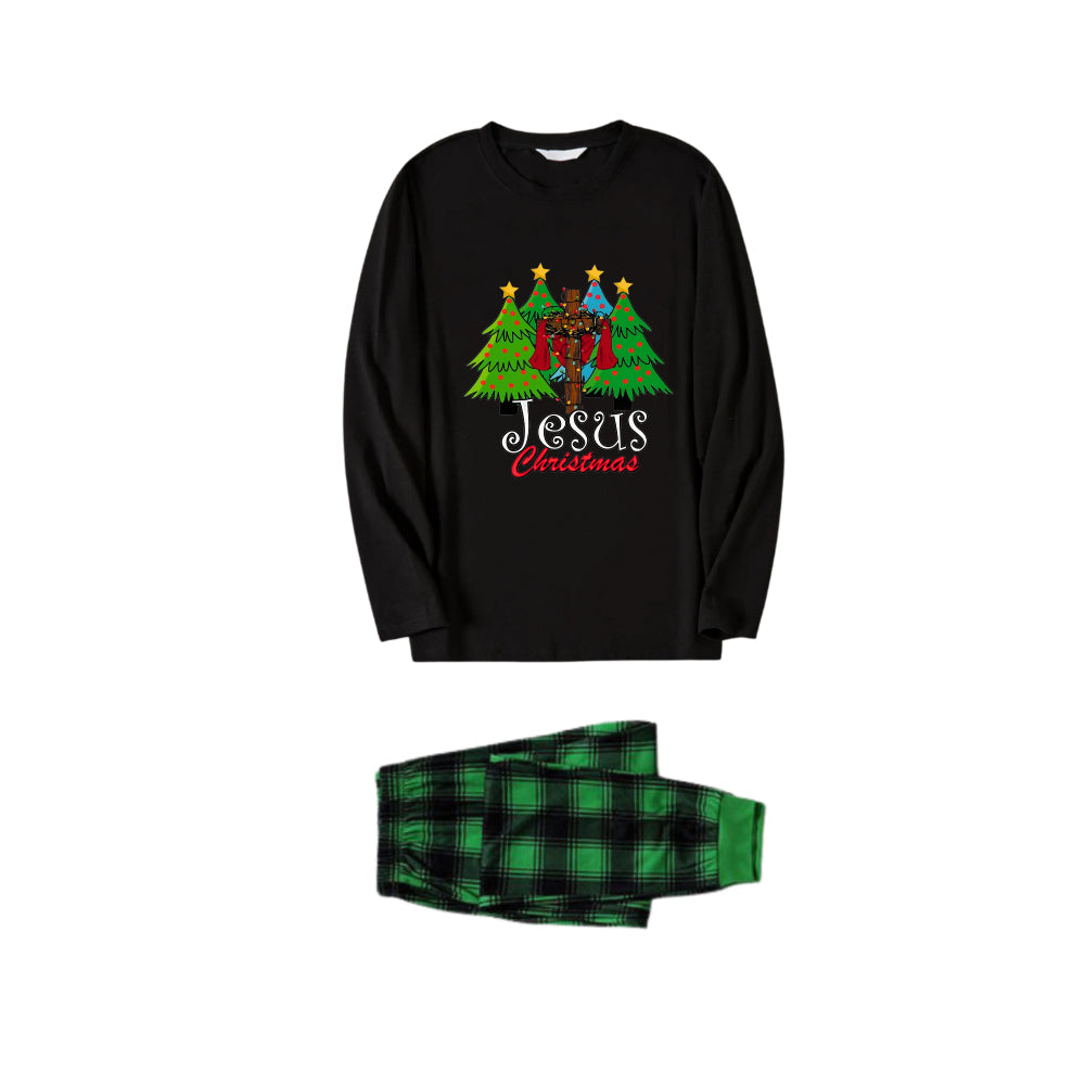 Drune | Weihnachtsfamilie passende Pyjamas - Schwarzes Oberteil und grüne Karohosen PJs Set mit "Jesus Weihnachten" Print