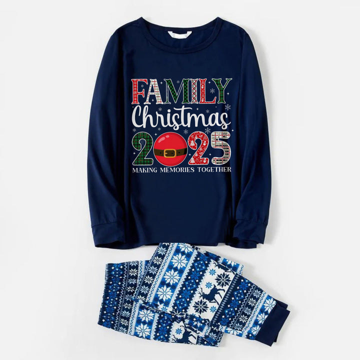 Drune | Fröhliche Blaue Weihnachts-Pyjama-Set mit "Familienweihnachten 2025" Feiertagszitaten