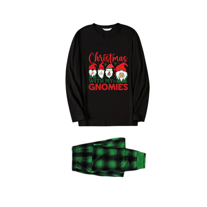 Drune | Weihnachtsfamilie passende Pyjamas - Schwarzes Oberteil und grüne karierte Hose Pjs Set mit Gnome Familie und "Weihnachten mit meinen Gnomies" Print