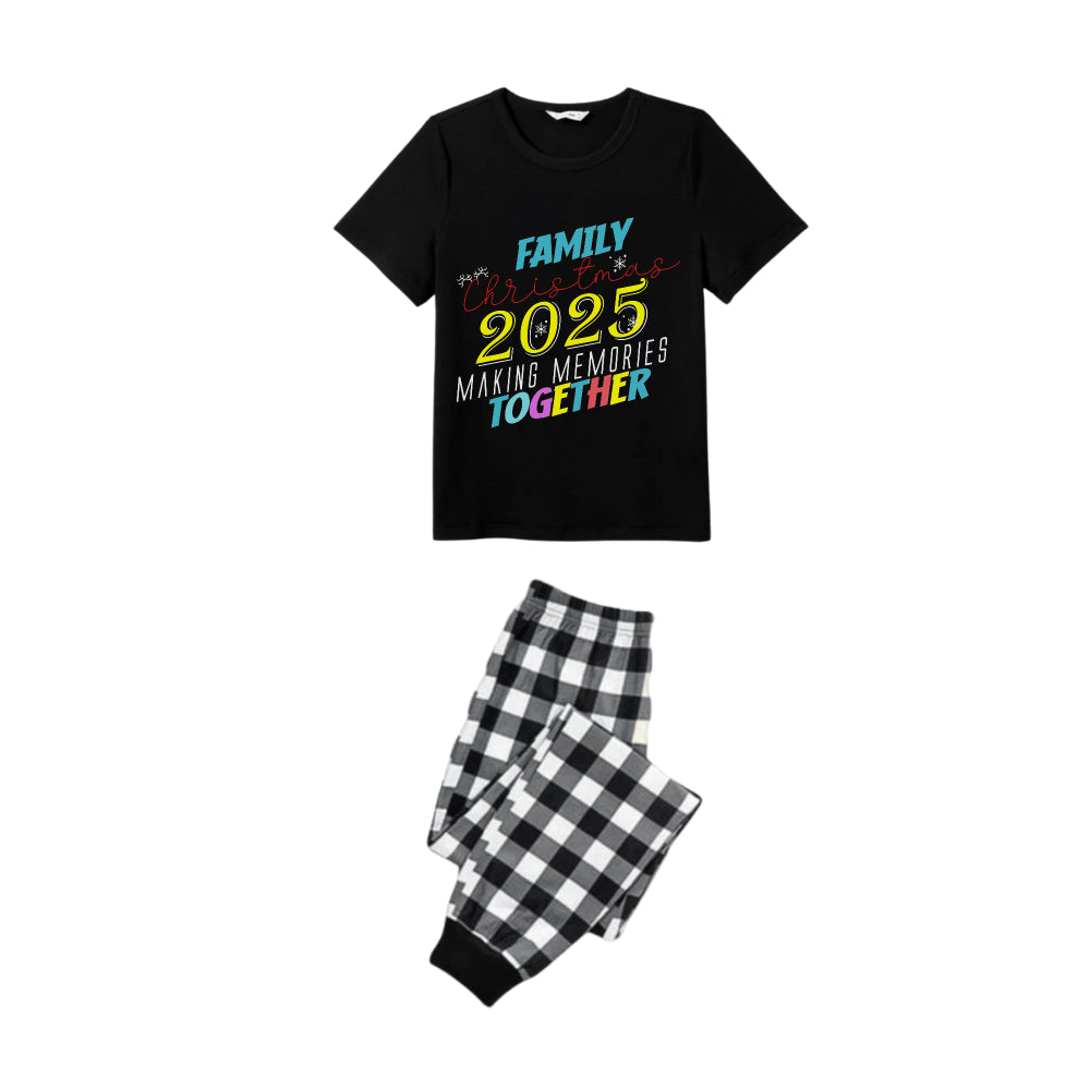 Drune | Schwarz-weiß kariertes kurzärmeliges Weihnachts-Pyjama-Set mit Schneeflocke & festlicher Schriftzug