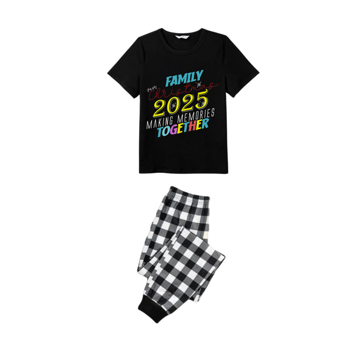 Drune | Schwarz-weiß kariertes kurzärmeliges Weihnachts-Pyjama-Set mit Schneeflocke & festlicher Schriftzug