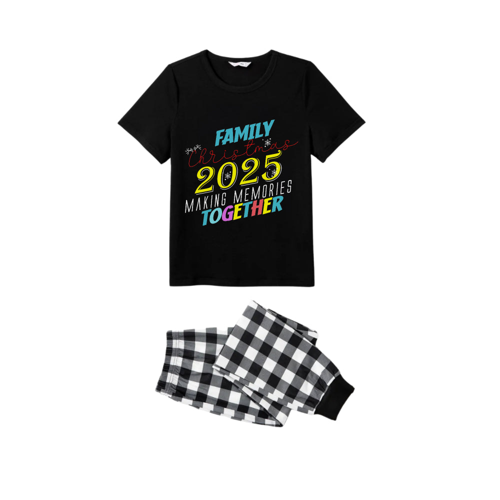 Drune | Schwarz-weiß kariertes kurzärmeliges Weihnachts-Pyjama-Set mit Schneeflocke & festlicher Schriftzug