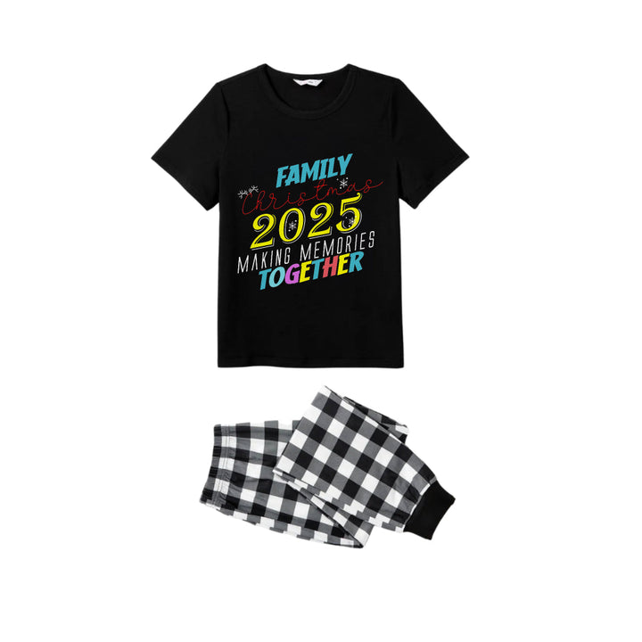 Drune | Schwarz-weiß kariertes kurzärmeliges Weihnachts-Pyjama-Set mit Schneeflocke & festlicher Schriftzug