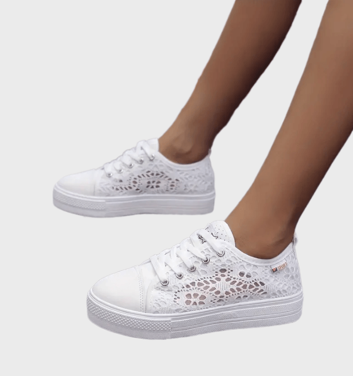 Drune | Stylische Niedrig Geschnittene Schnürsneakers mit Seitlichen Details und Sicherer Passform