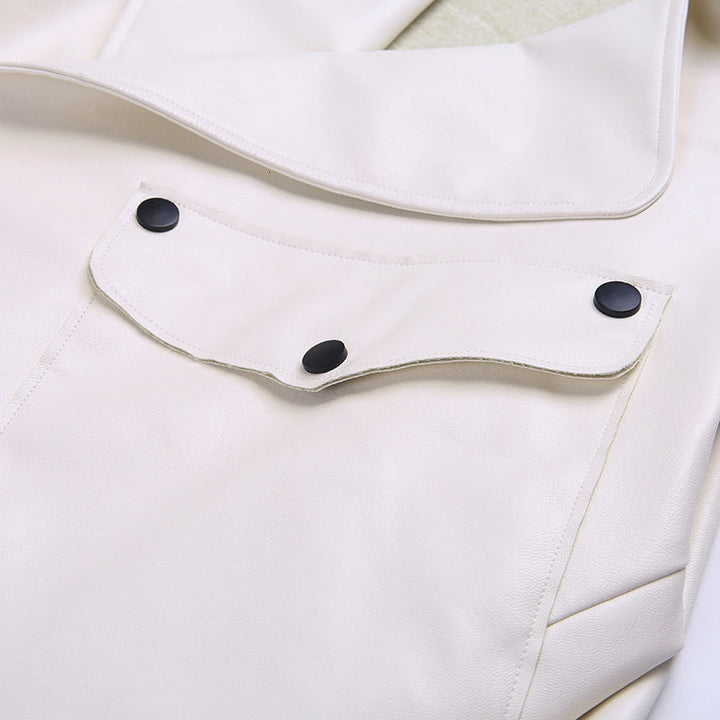 Drune | Kurze Damenjacke Eine lässige Lederjacke für Damen