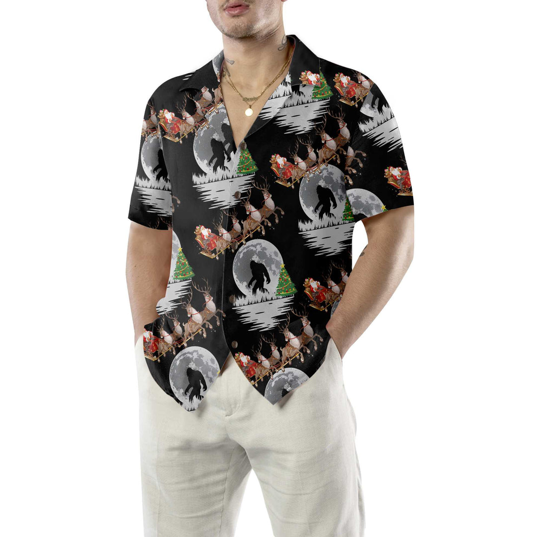 Drune | Bigfoot & Weihnachtsmann an Weihnachten Hawaiian Shirt, Lustiges Weihnachtshemden für Männer