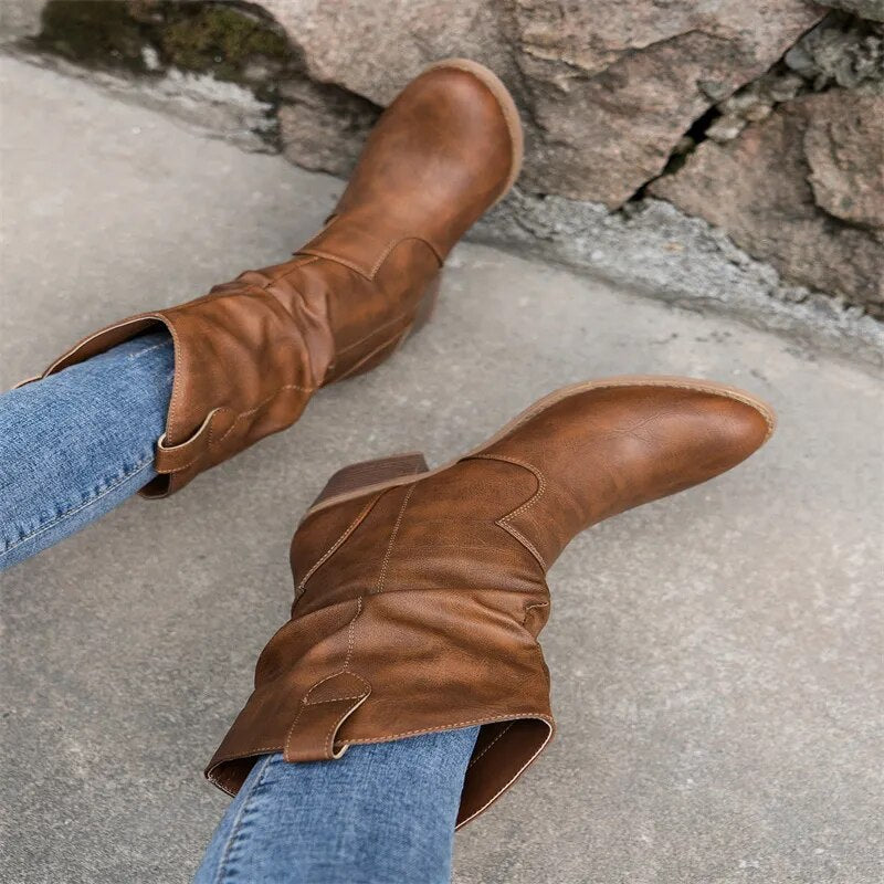 Drune | Damen Schwarze Leder Stiefeletten – Westerngestylte Kurzstiefel in den Größen 36–42