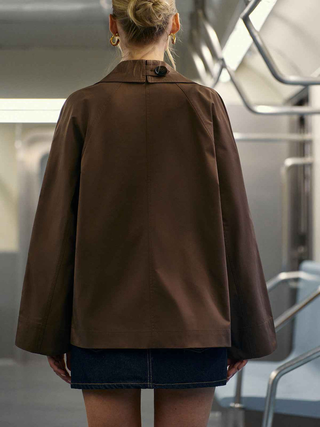 Drune | Trenchcoat Damen - Klassisches doppelt gereihtes Design mit tailliertem Schnitt