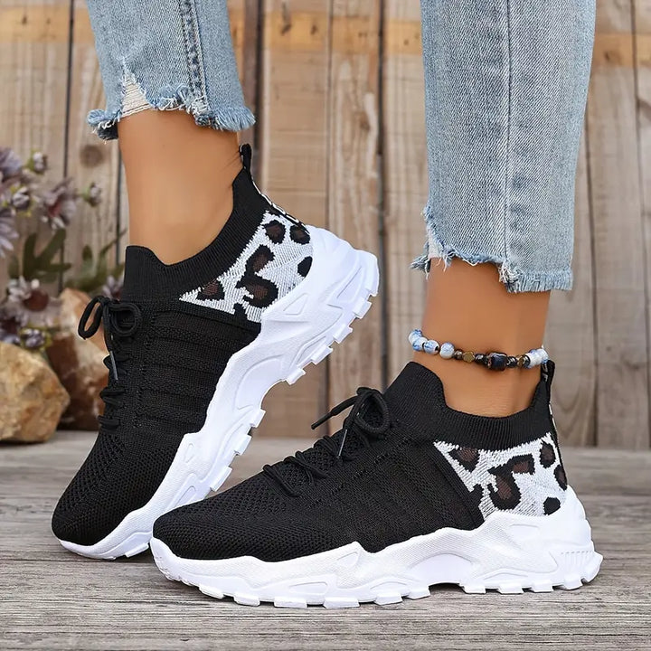 Drune | Atmungsaktive, Schnür-Laufschuhe Pantherdruck