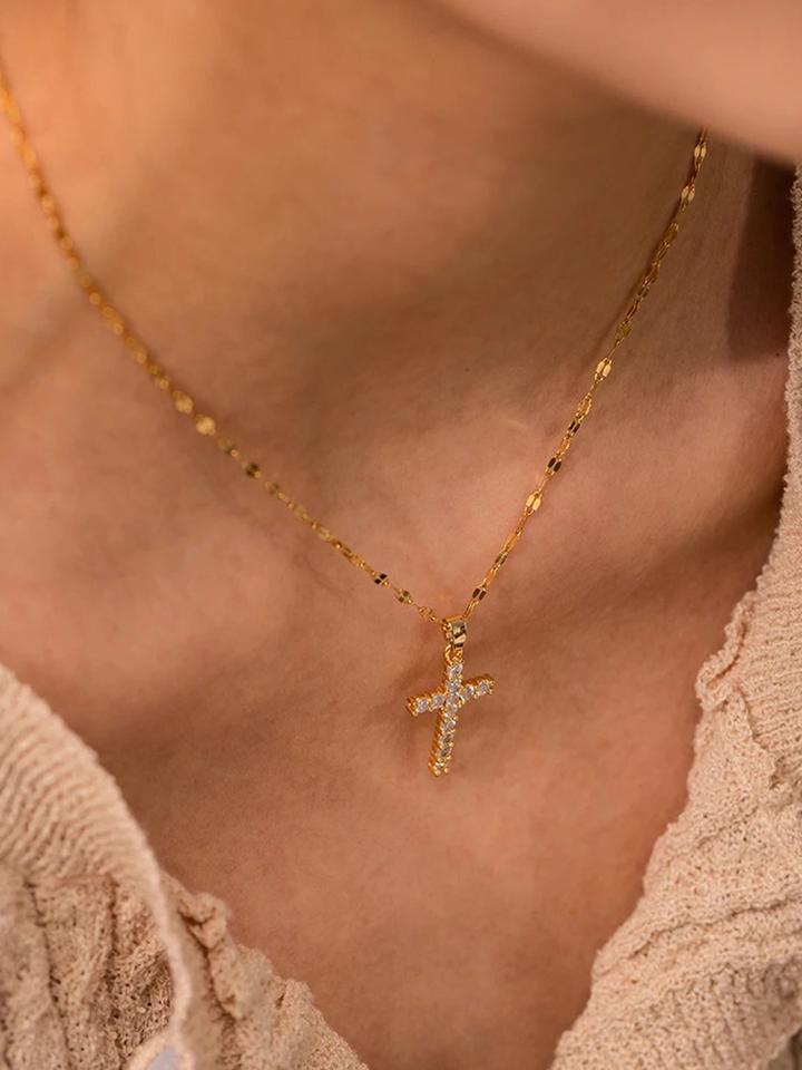 Drune | Goldene Zirkonia Kreuz Halskette Mit Anhänger Für Damen