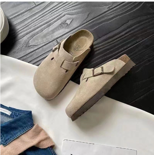 Drune | Wildleder Schlupfclogs Mit Verstellbarer Schnalle