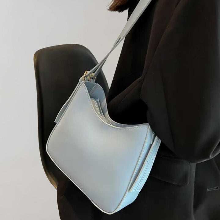 Schlichte und elegante Crossbody-Tasche im minimalistischen Design | Vegan