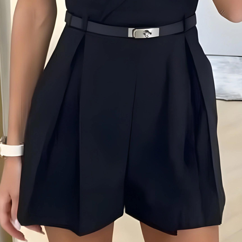Drune | Ärmelloser Jumpsuit Wickel-V-Ausschnitt Taillierter Gürtel Plissierte Shorts Taillierte Passform