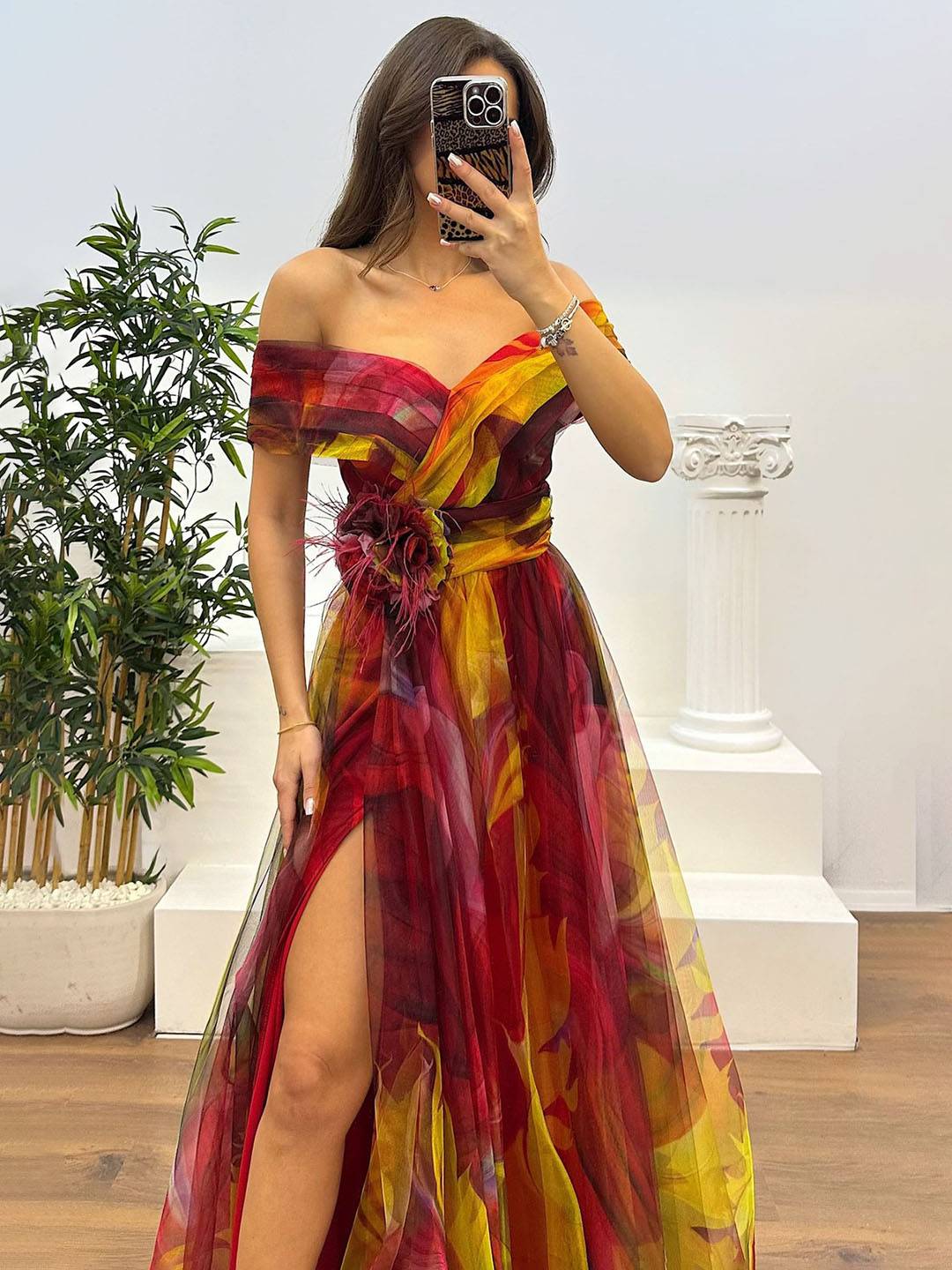 Drune | Herrliches Langes Kleid aus Bedrucktem Tüll mit Floralem Bootsausschnitt, Schlitzseite, Ärmellos, Elegant, Vintage, Abendkleid für Frauen