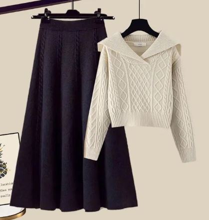 Drune | Zweiteiliges Satz Bestehend Aus Gestricktem Pullover und Halbrock