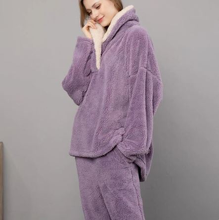 Drune - Pyjama-Set aus flauschigem Fleece für die Nacht