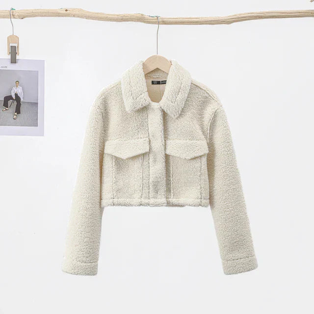 Drune | Kurze, Warme und Elegante Jacke