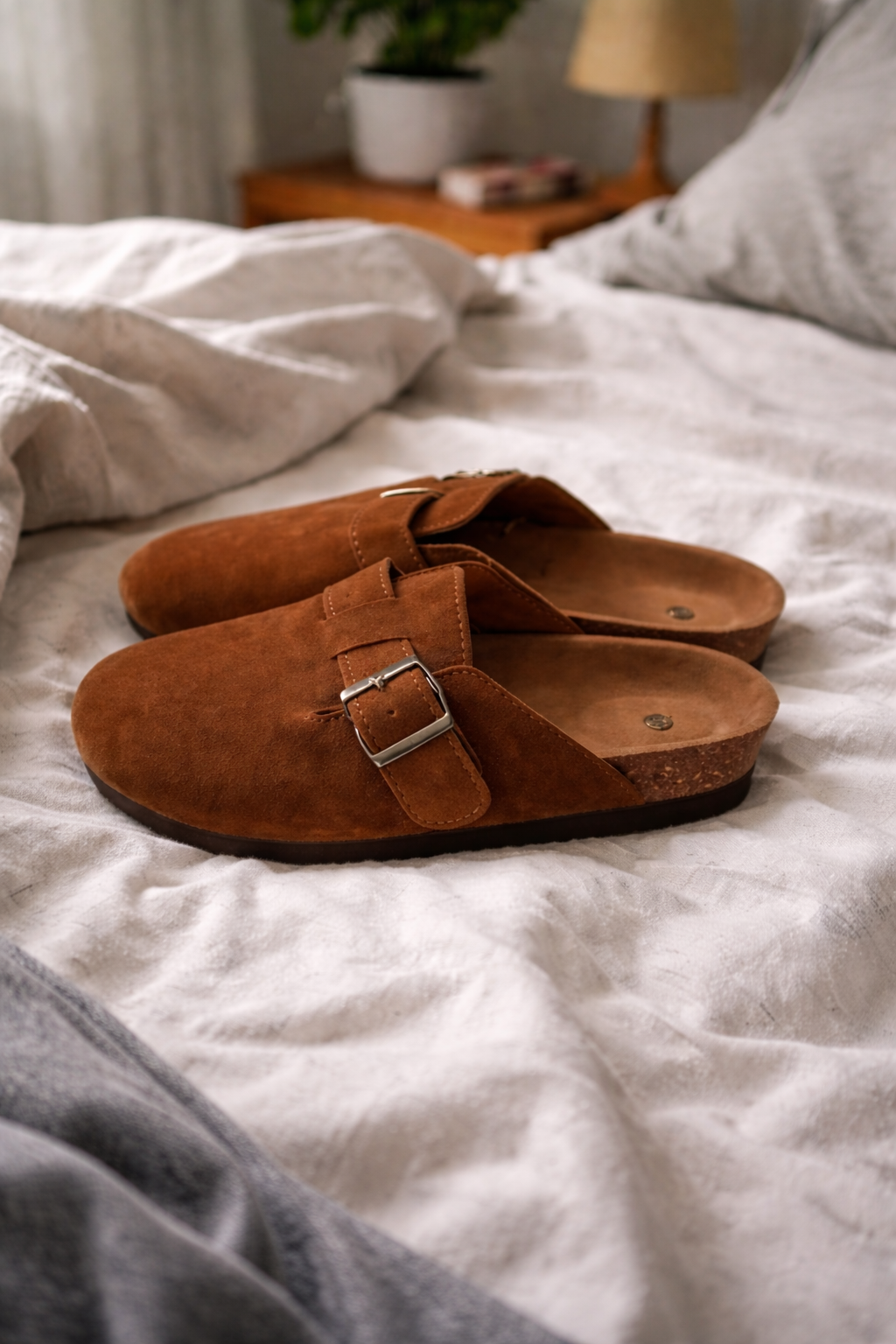 Drune Damen Clogs Schnallen Design Pantoletten