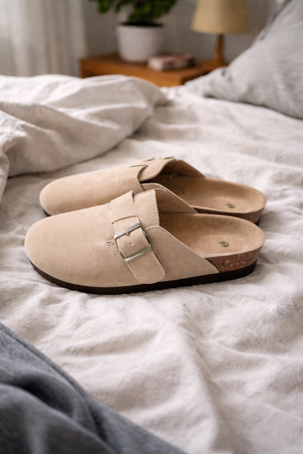 Drune Damen Clogs Schnallen Design Pantoletten
